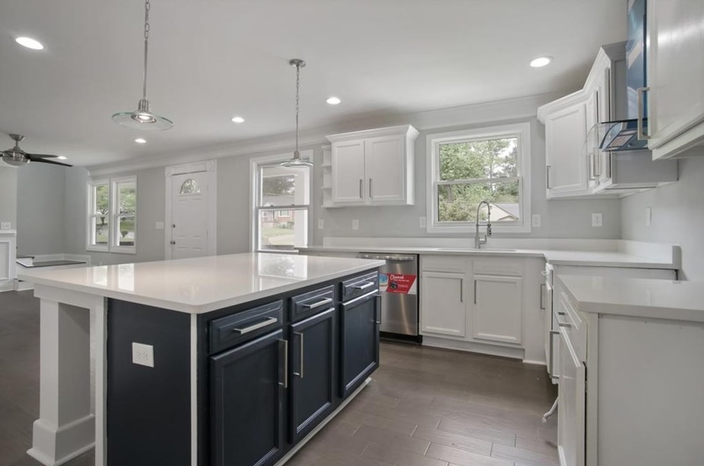 2039 Marco Dr, Decatur GA  30032-3933 exterior