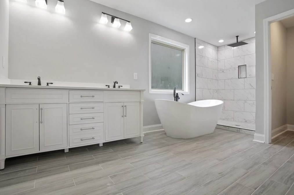 2039 Marco Dr, Decatur GA  30032-3933 exterior