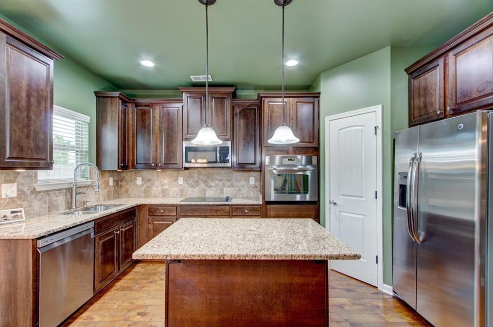 4820 Roosevelt Cir, Cumming, GA 30040-5351