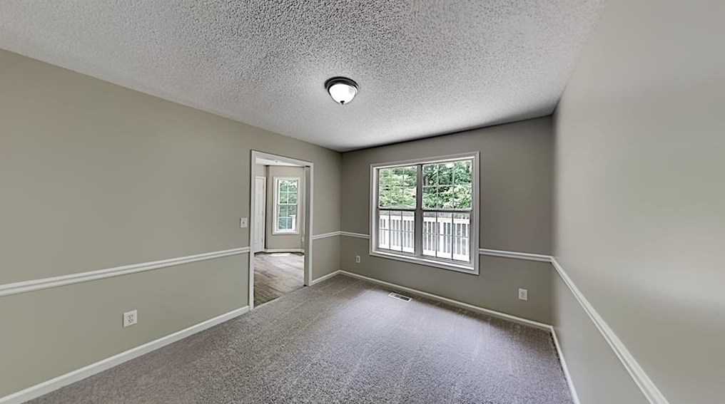 21 Boones Ridge Dr, Acworth, GA 30102-2777