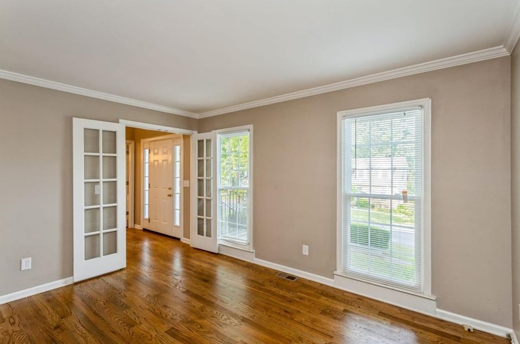 2114 November Glen Dr, Acworth, GA 30102-6451
