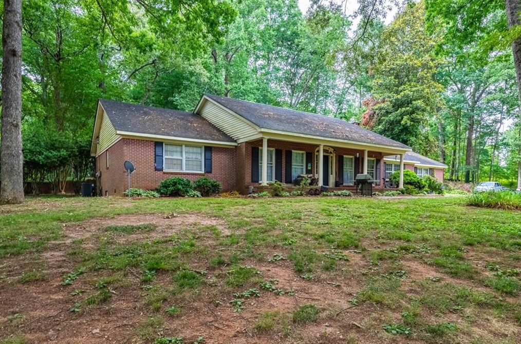 9413 Davis St, Braselton, GA 30517-3106