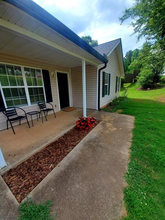 4289 Fox Ridge Trl, Gillsville, GA 30543-3068