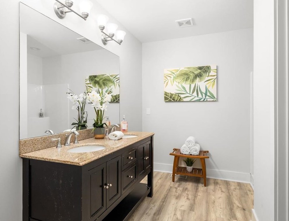 1216 Oldfield Rd, Decatur GA  30030-4545 exterior