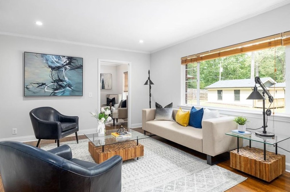 1216 Oldfield Rd, Decatur GA  30030-4545 exterior