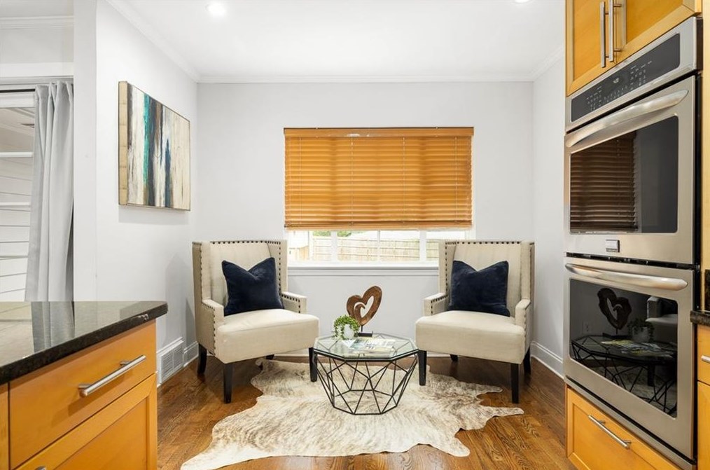 1216 Oldfield Rd, Decatur GA  30030-4545 exterior