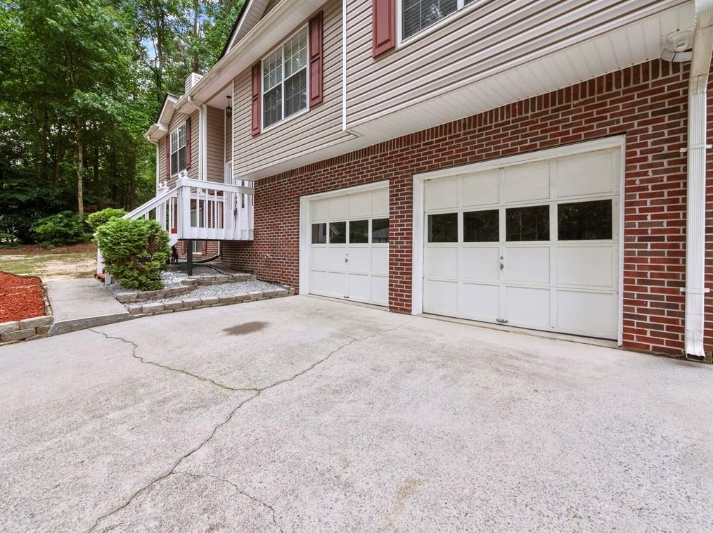 6210 Wood Spring Ct, Flowery Branch, GA 30542-5051