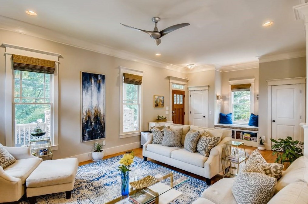 286 Rockyford Rd, Atlanta GA  30317-1348 exterior