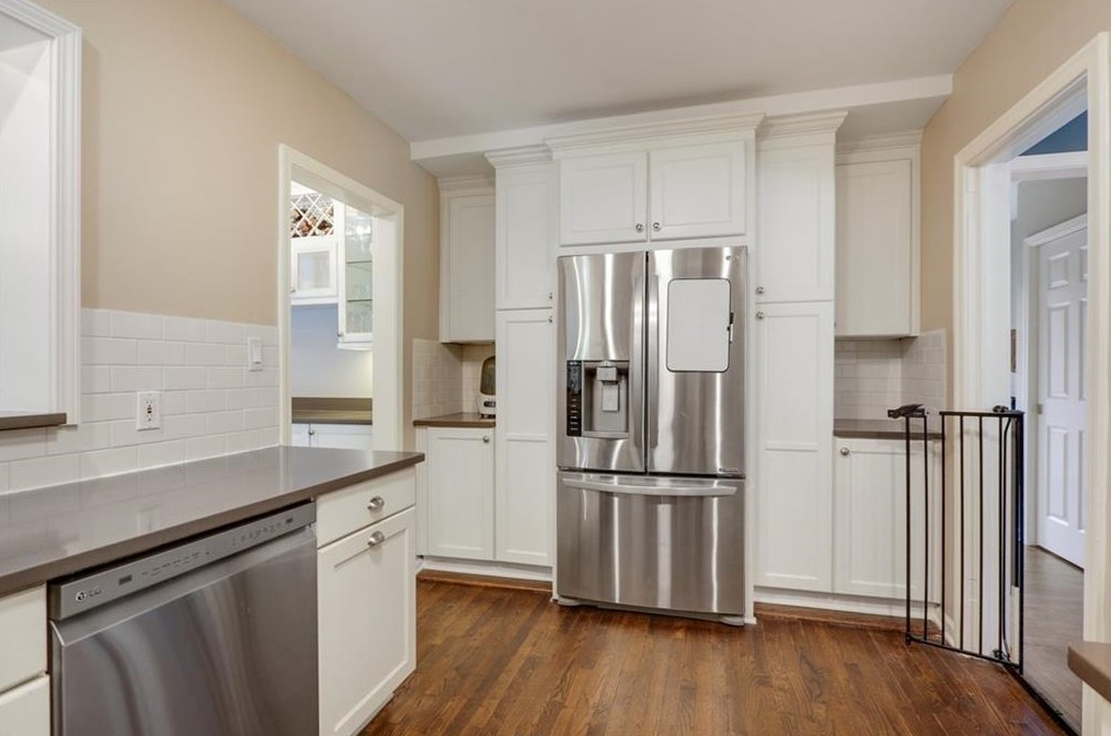 2300 Sanford Rd, Decatur GA  30033-5527 exterior