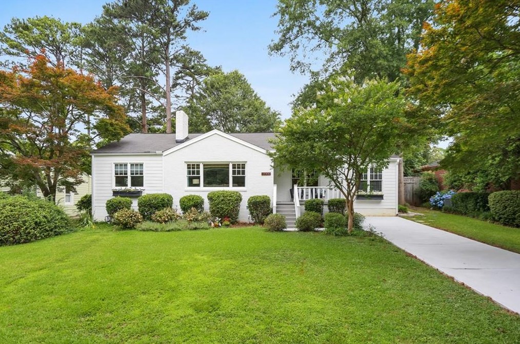 2300 Sanford Rd, Decatur GA  30033-5527 exterior