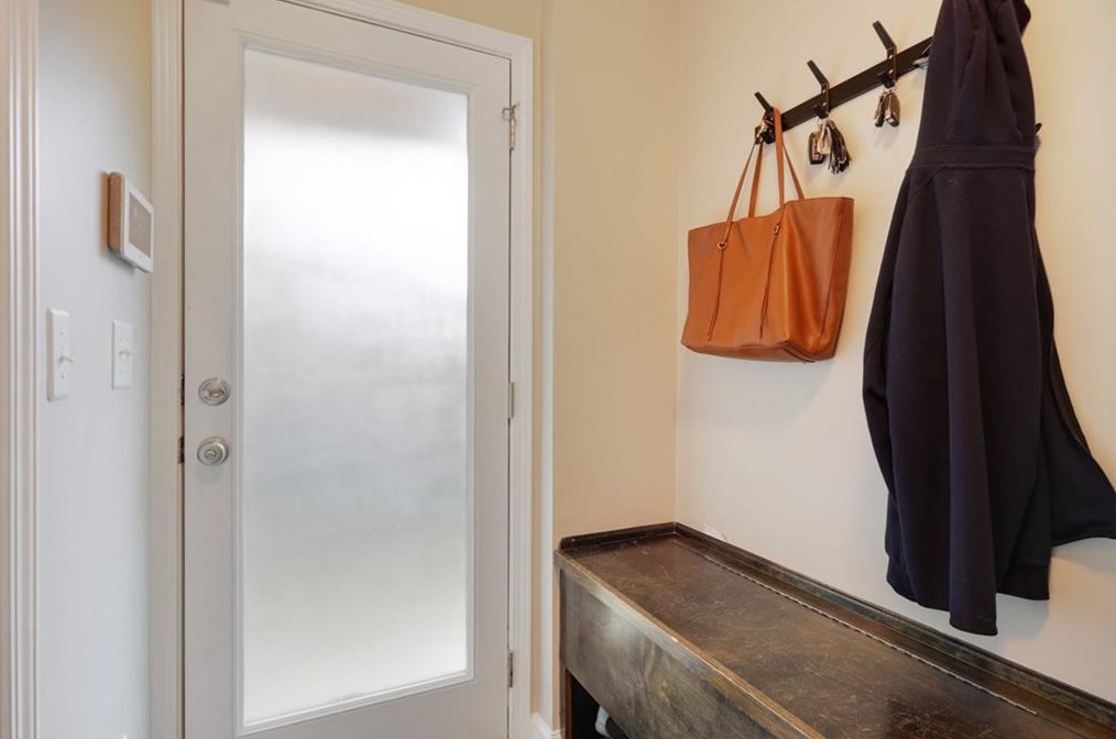 2300 Sanford Rd, Decatur GA  30033-5527 exterior