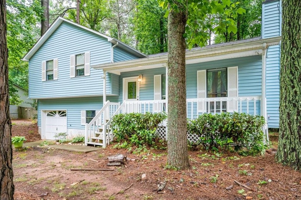 395 Mona Pl, Dallas GA  30132-8197 exterior