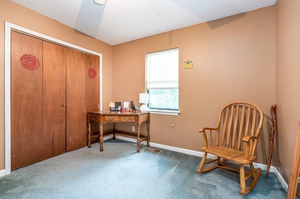 395 Mona Pl, Dallas GA  30132-8197 exterior