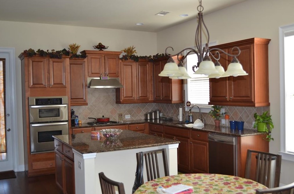 3573 Old Maple Dr, Alpharetta, GA 30022-3254