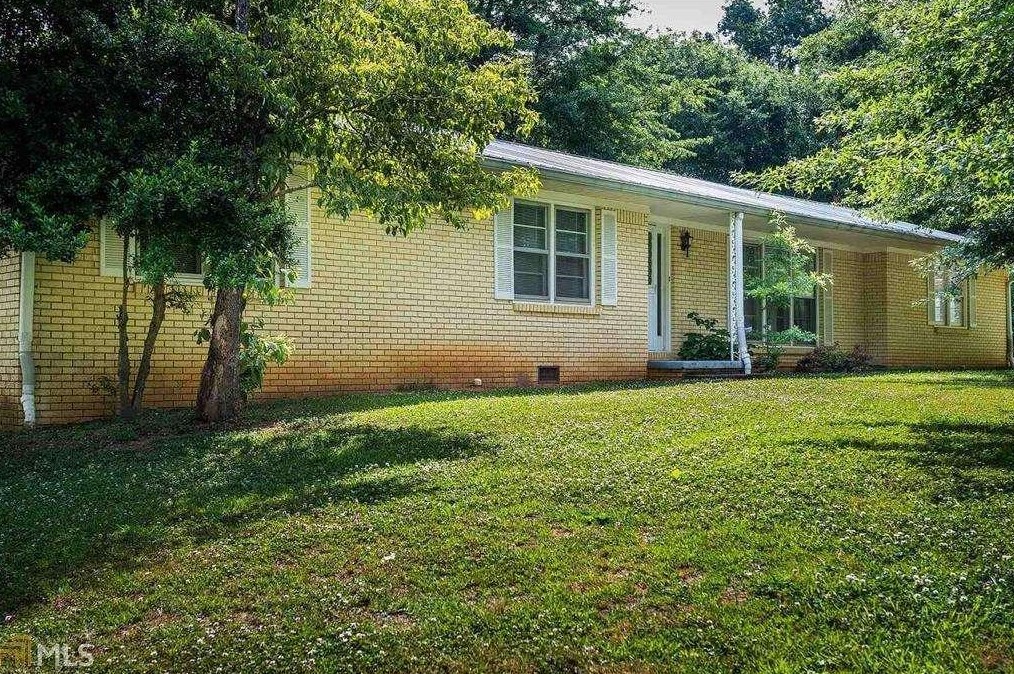 17 Kris Dr, Rome, GA 30161-1955