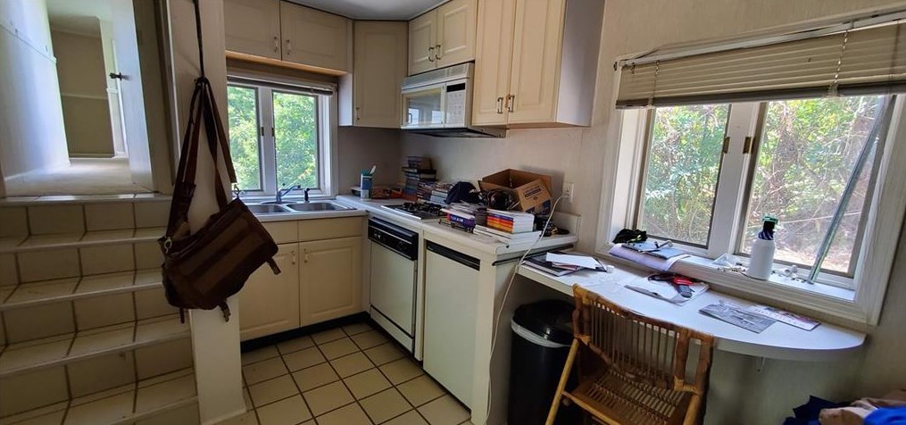 2008 Shalimar Dr, Atlanta GA  30345-2322 exterior