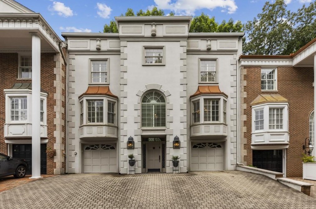 4 Paris Park Pl, Atlanta, GA 30350-1816
