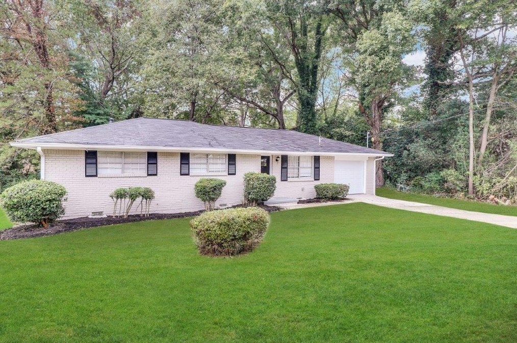 2241 Chamois Ct, Decatur, GA 30035
