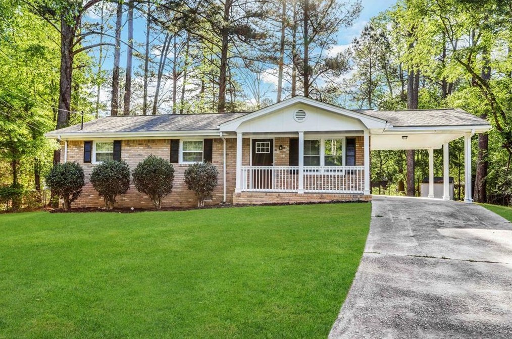 170 Hidden Brook Ct, Atlanta, GA 30349