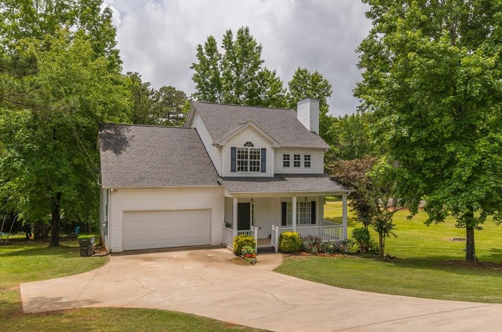 8889 E Carroll Rd, Winston, GA 30187