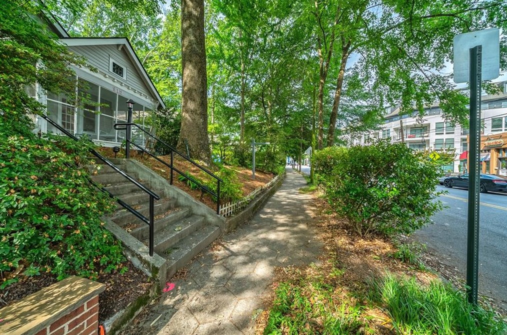 915 Austin Ave Ne, Atlanta, GA 30307