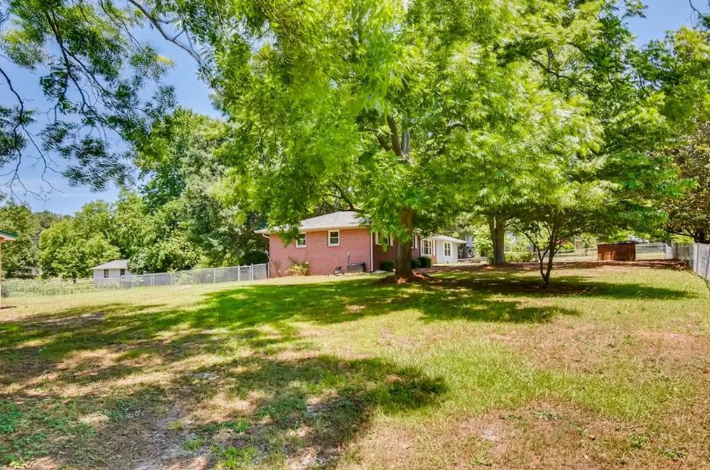 75 Townley Ln, Oxford, GA 30054