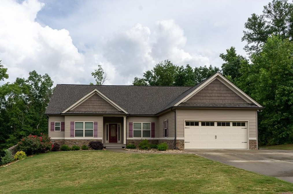 500 Cedar Hollow Dr, Talmo, GA 30575