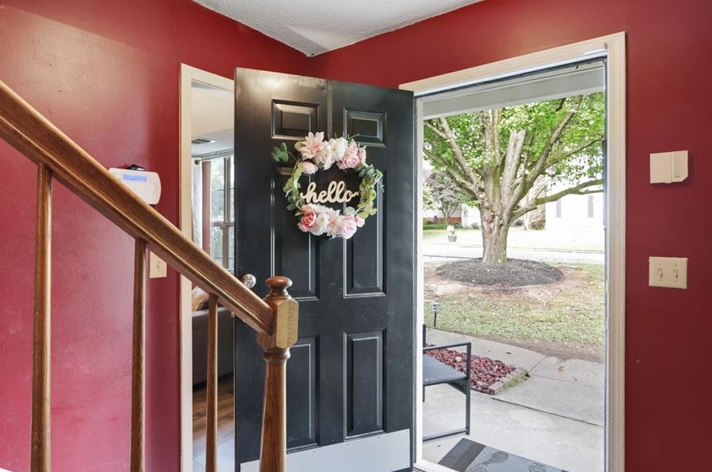 5490 Northcut Dr, Atlanta, GA 30349-6161