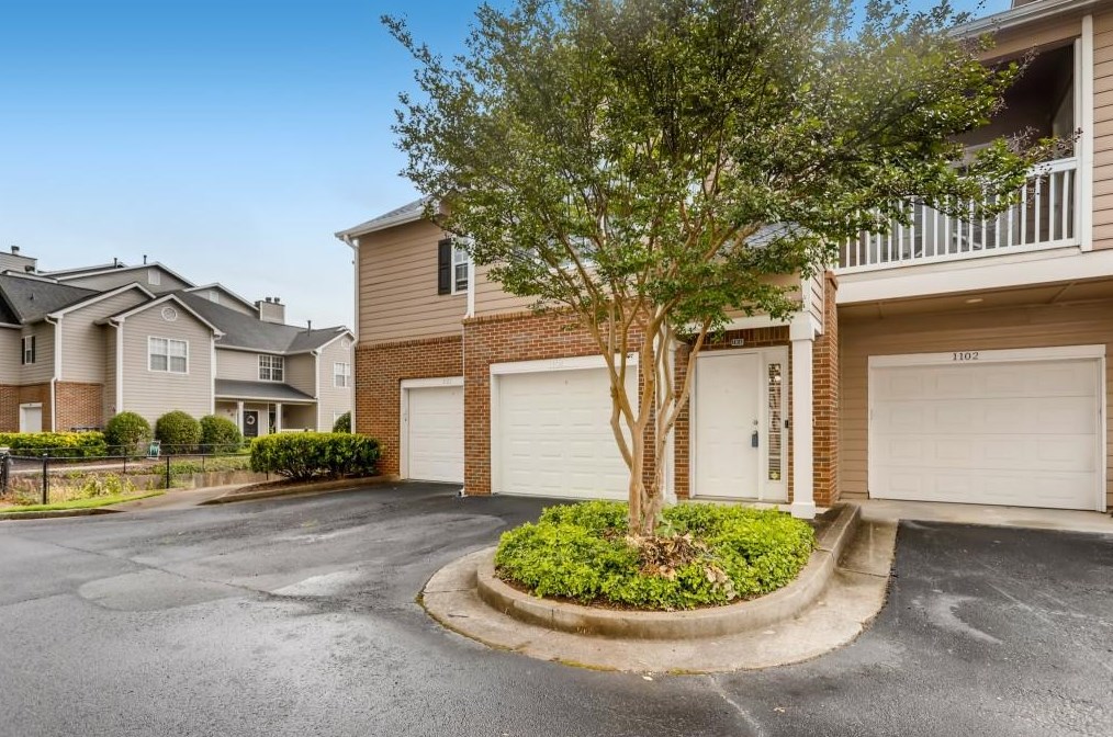 1104 Vinings Forest Ln Se, Smyrna, GA 30080
