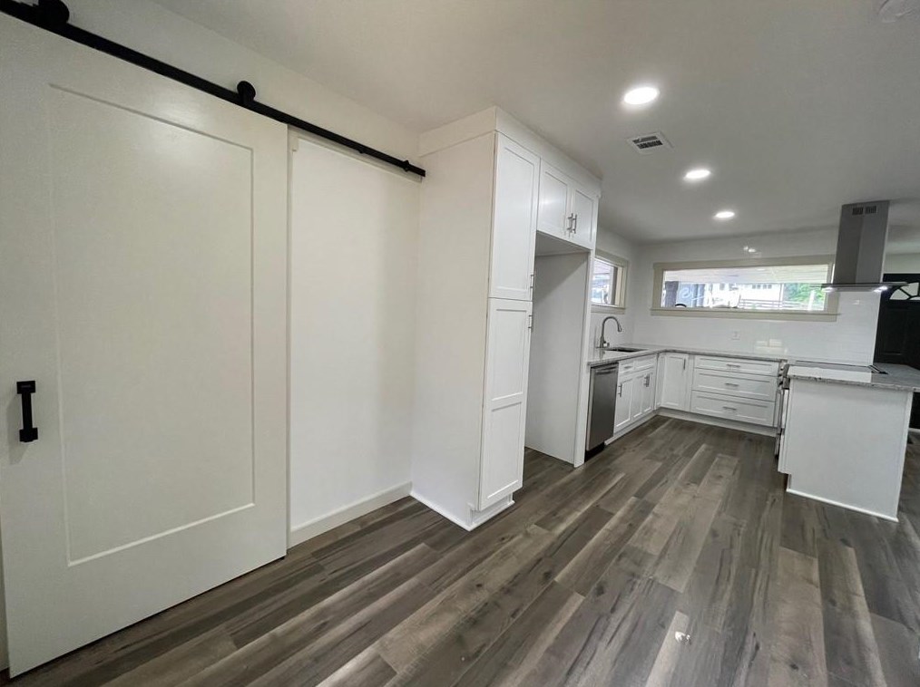 2769 Tilson Rd, Decatur GA  30032-5504 exterior