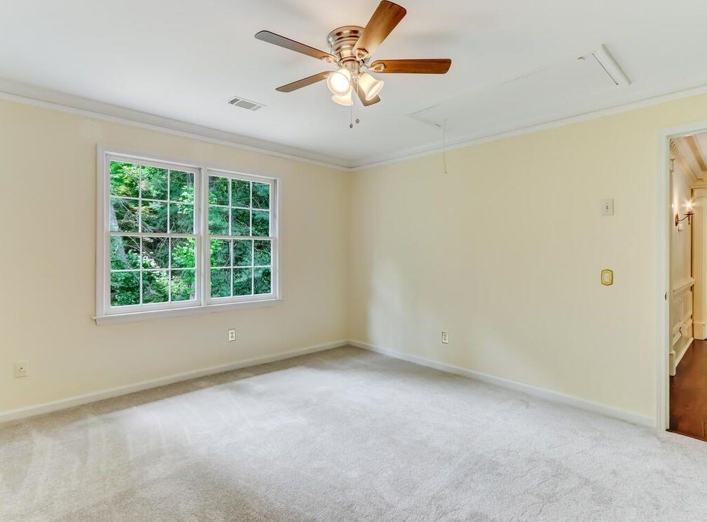 1790 Redbourne Dr, Atlanta GA  30350-5643 exterior