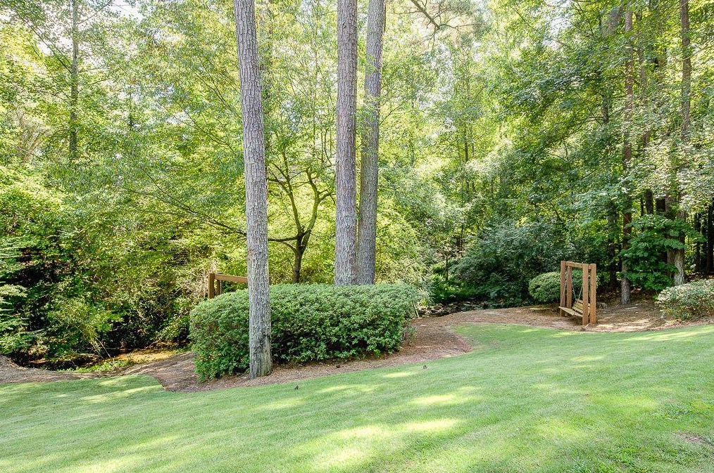 1790 Redbourne Dr, Atlanta GA  30350-5643 exterior