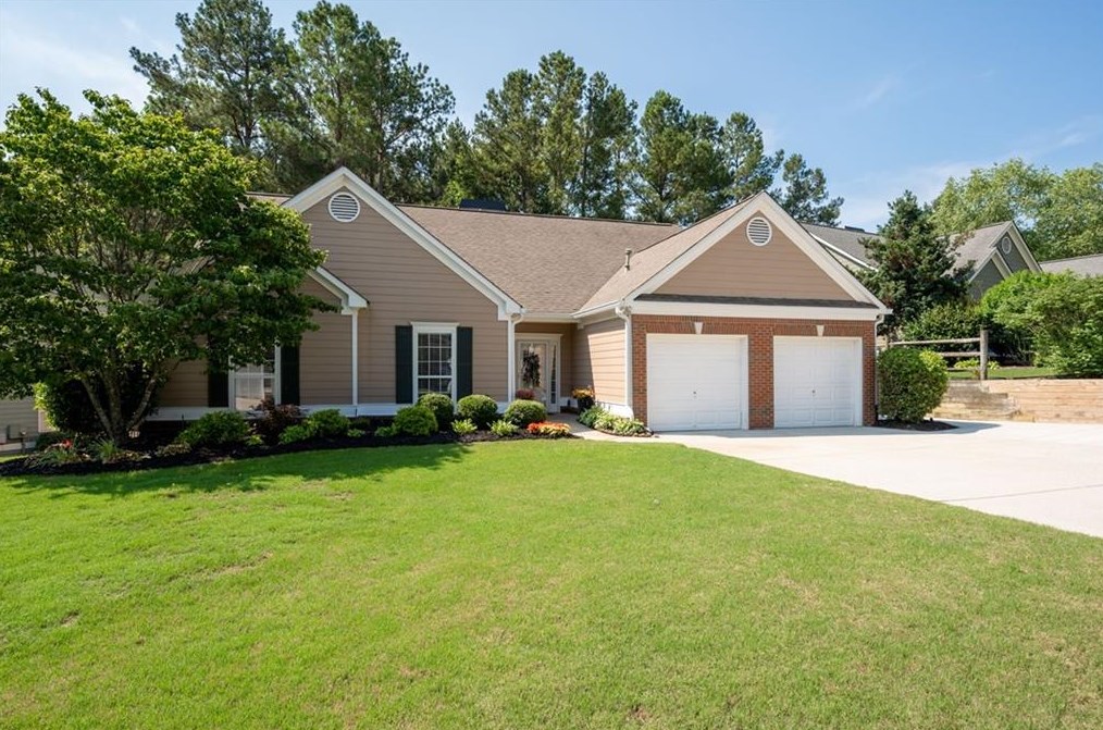 32 Soapstone Ln, Acworth, GA 30101-2215