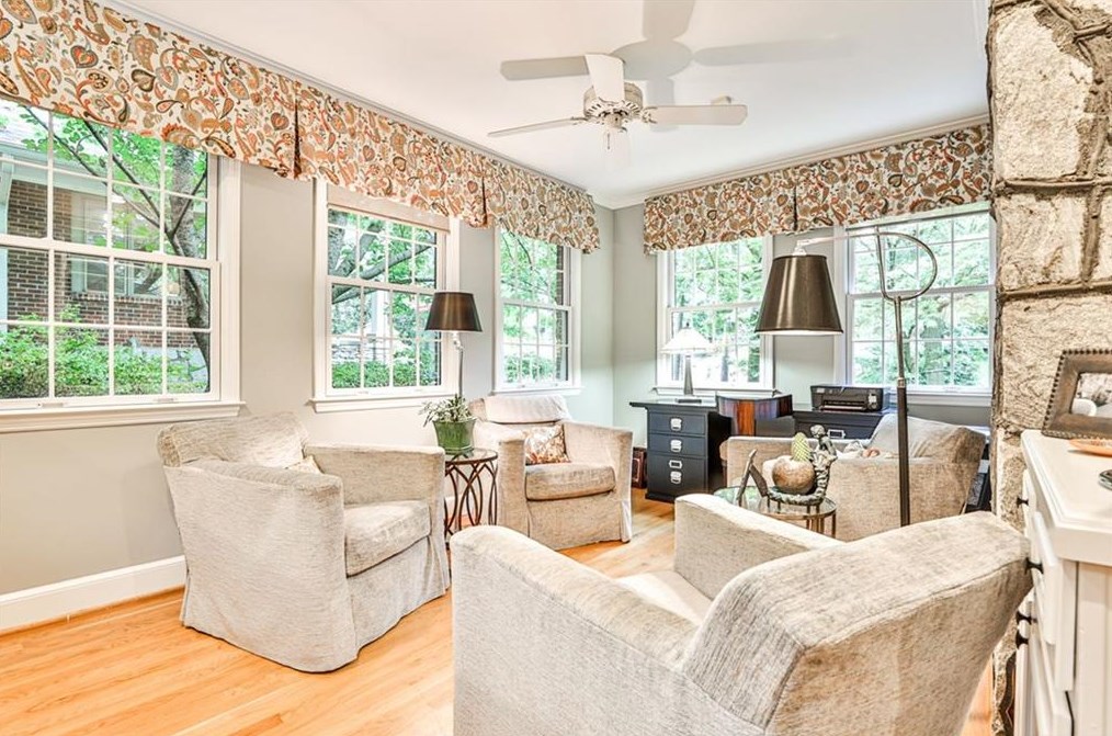 841 Ponce De Leon Ave, Decatur GA  30030-2859 exterior