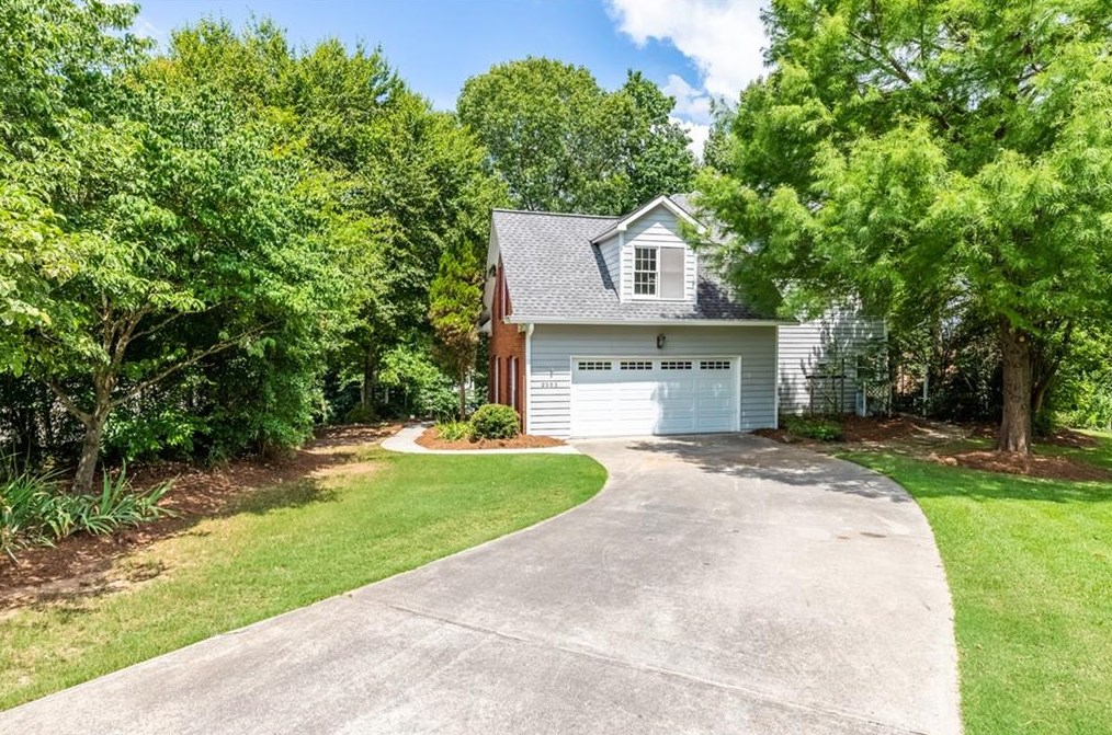 2555 River Summit Dr, Duluth, GA 30097