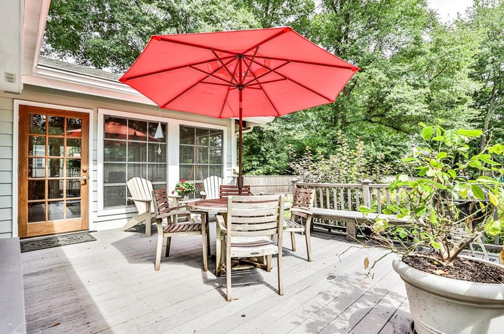 502 Kirk Rd, Decatur GA  30030-3774 exterior