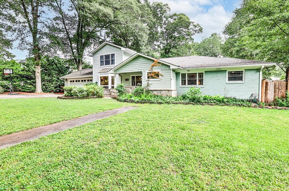 502 Kirk Rd, Decatur GA  30030-3774 exterior