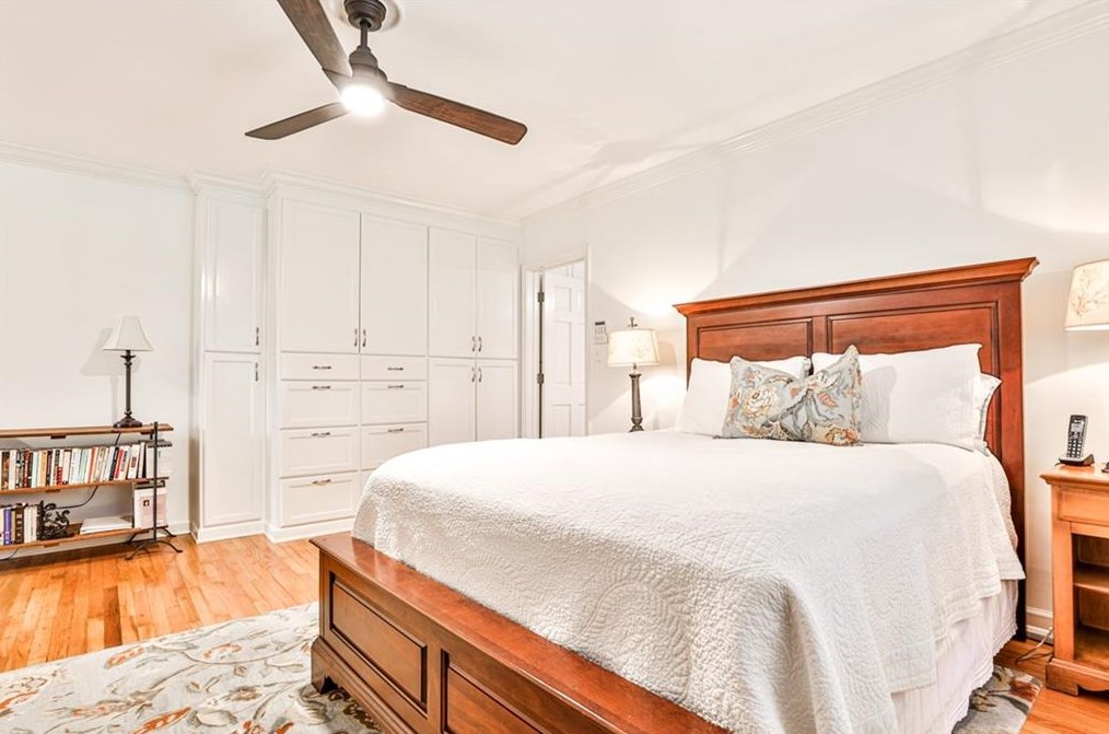 502 Kirk Rd, Decatur GA  30030-3774 exterior