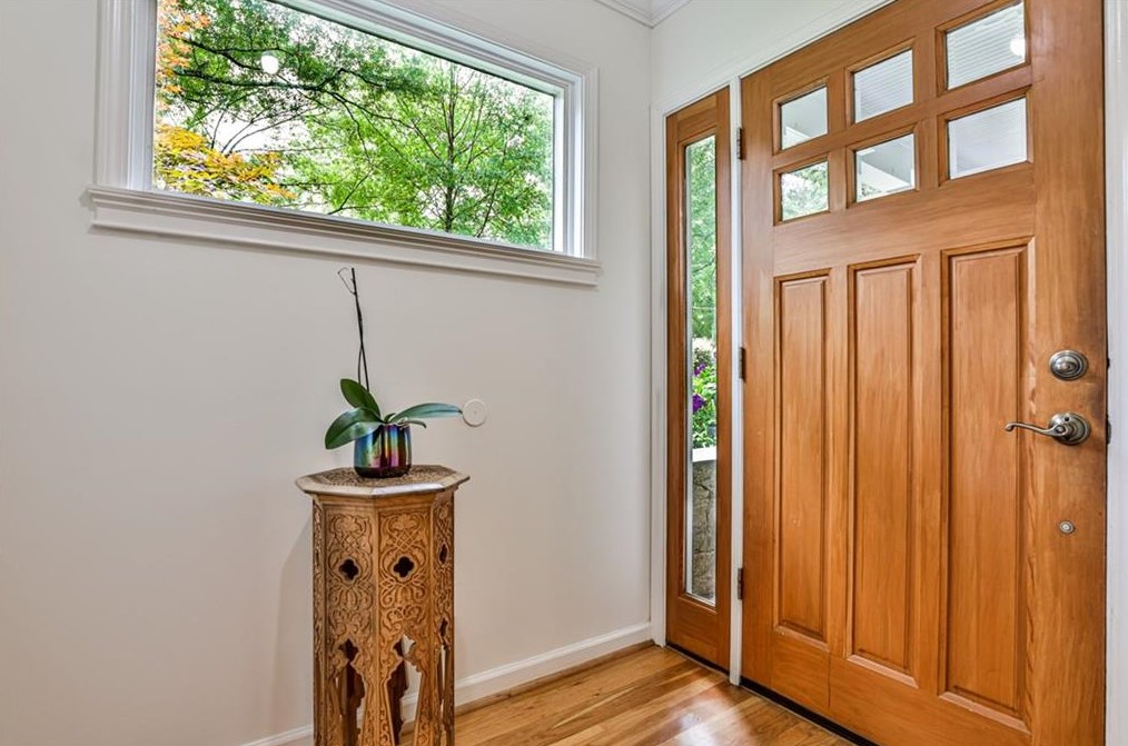 502 Kirk Rd, Decatur GA  30030-3774 exterior