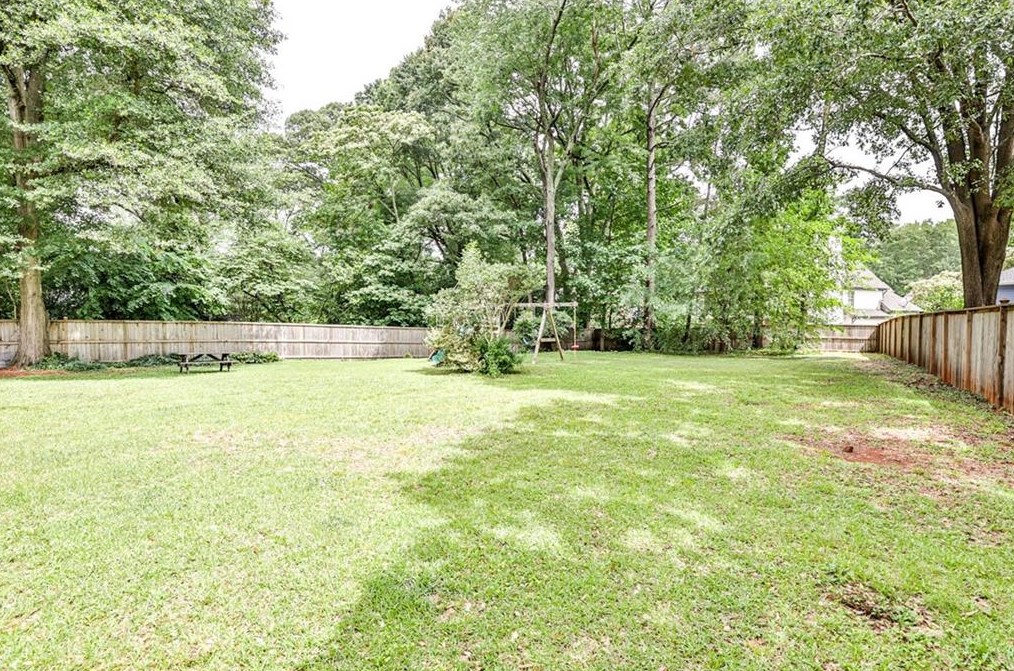 502 Kirk Rd, Decatur GA  30030-3774 exterior