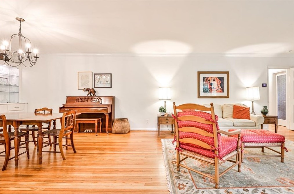 502 Kirk Rd, Decatur GA  30030-3774 exterior