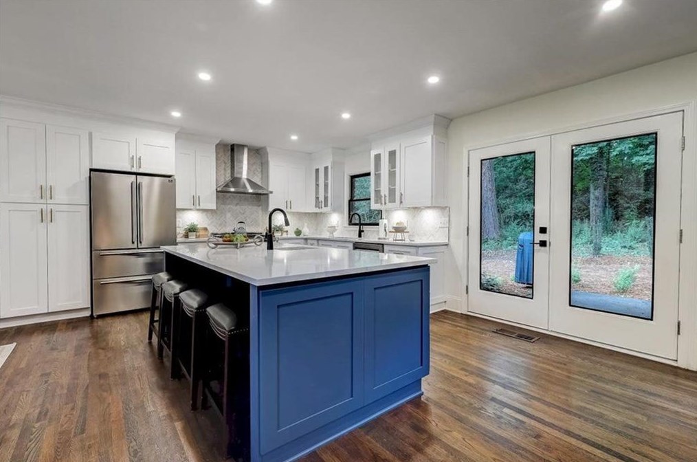 1939 Wildwood Pl, Atlanta GA  30324-4959 exterior