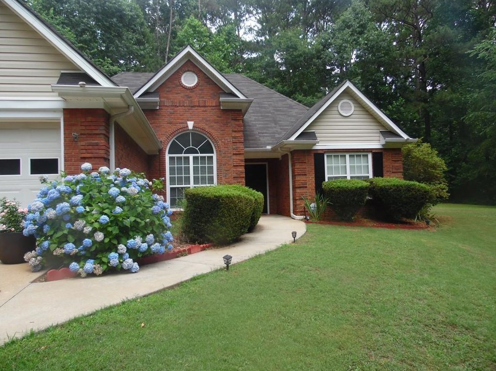 1122 Se Plantation Dr, Conyers, GA 30094