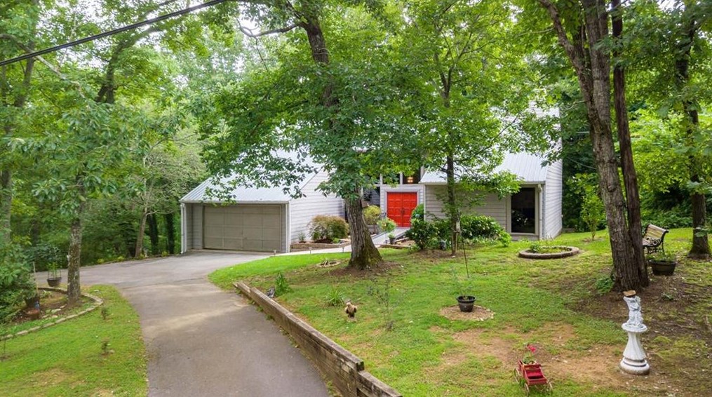 62 Ridgewood Dr, Rockmart, GA 30153-2636