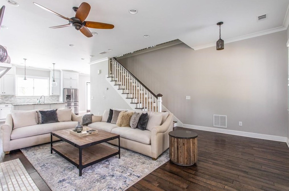 746 Hillmont Ave, Decatur GA  30030-3941 exterior