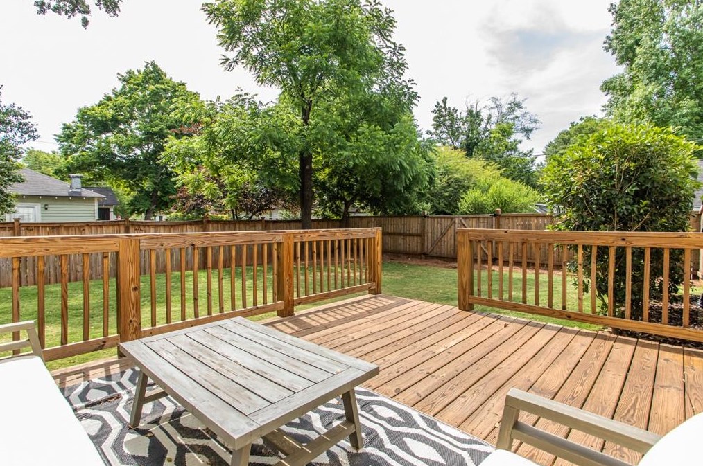 746 Hillmont Ave, Decatur GA  30030-3941 exterior