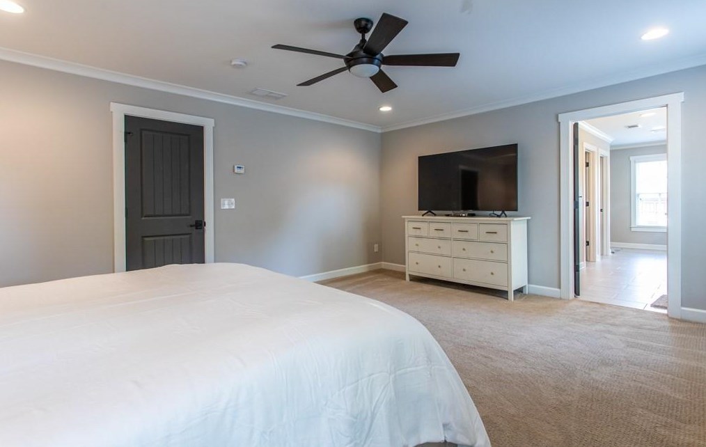 746 Hillmont Ave, Decatur GA  30030-3941 exterior