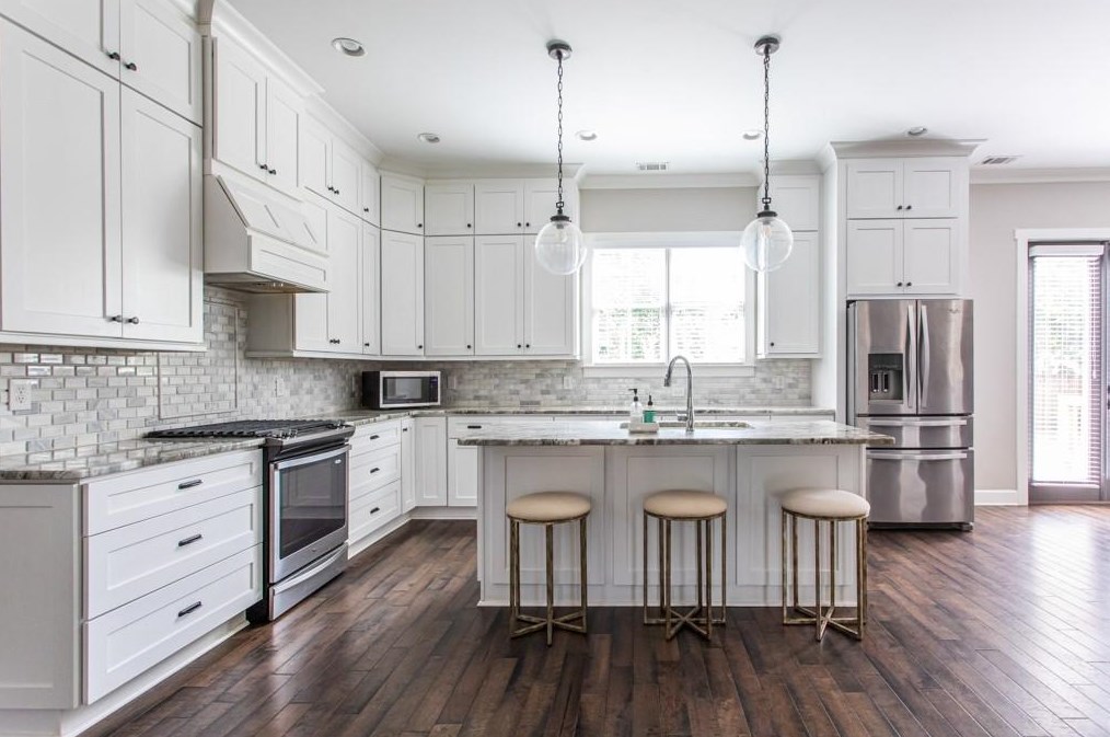 746 Hillmont Ave, Decatur GA  30030-3941 exterior