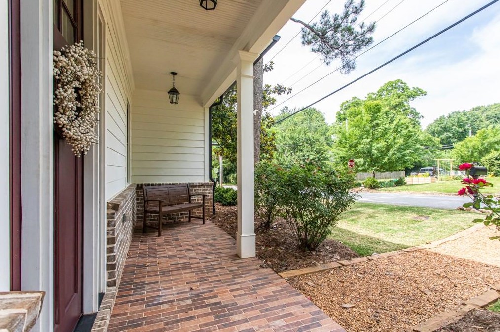 746 Hillmont Ave, Decatur GA  30030-3941 exterior