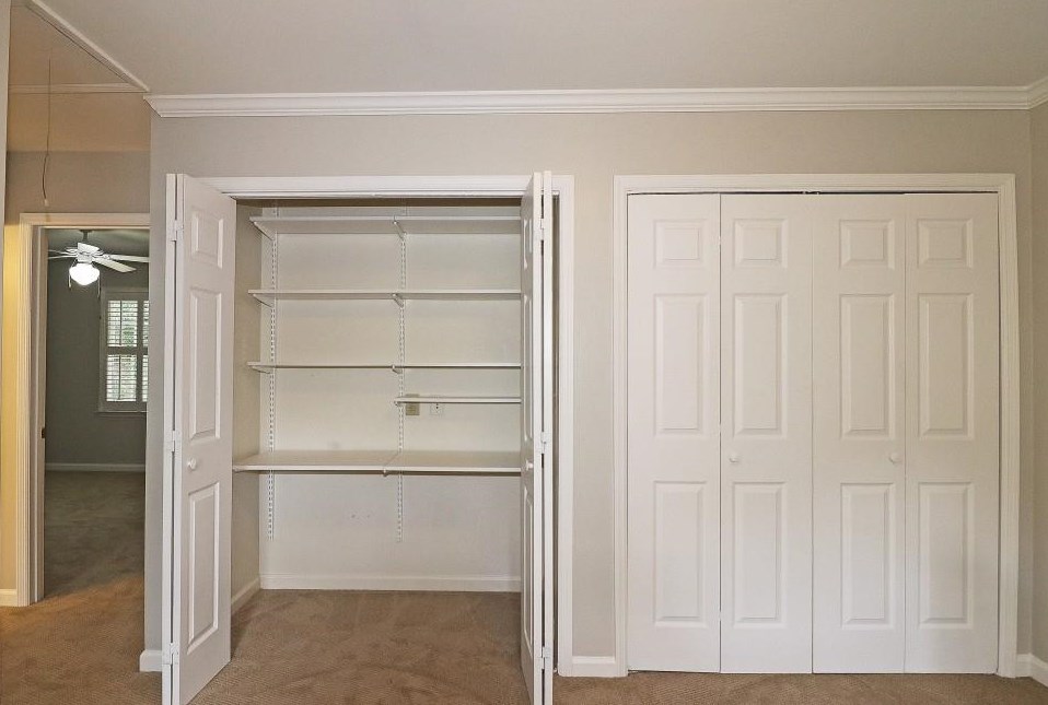 1132 Oakbrook Way, Atlanta GA  30319-4555 exterior